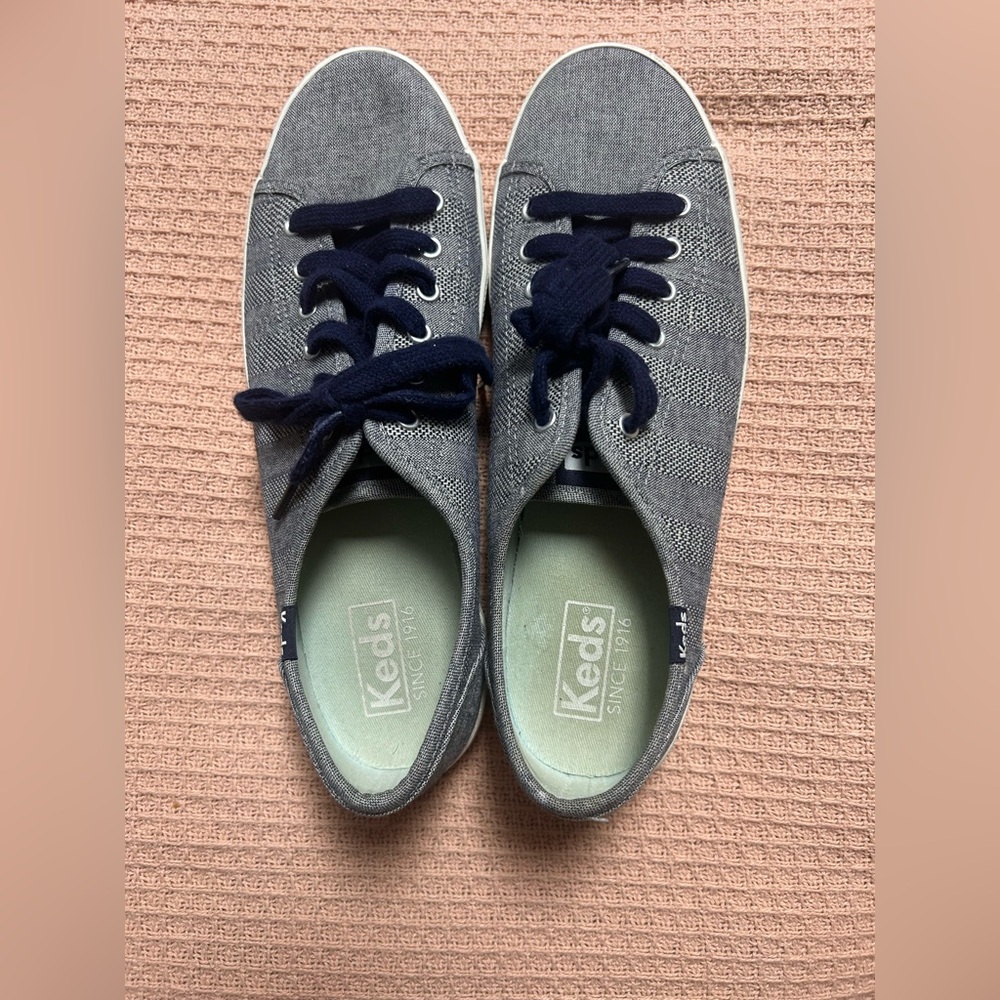 LIKE NEW- Keds Gray Sneakers Classic Style
